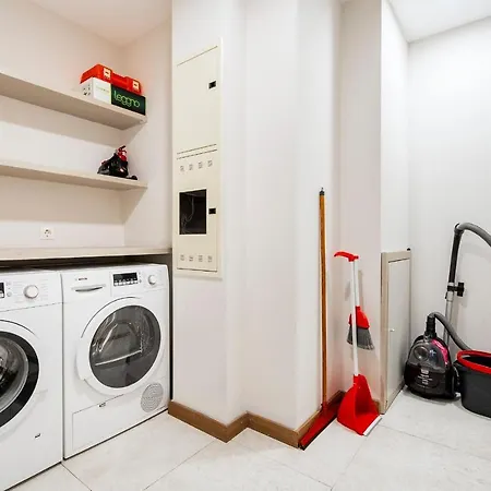 Apartment Premium 3 Bdr Maslak 1453 *